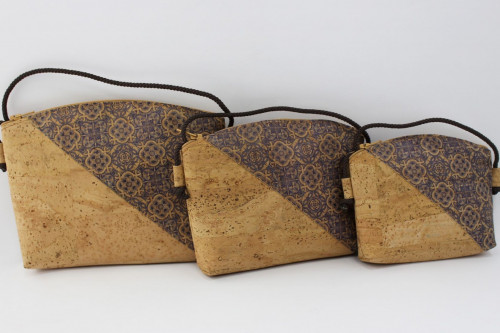 Malinha a tiracolo em cortiça Ref: 812/3/4 PA8